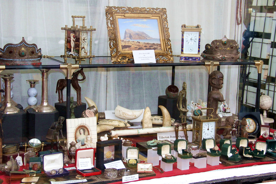 Benzaquen Antiques Window display